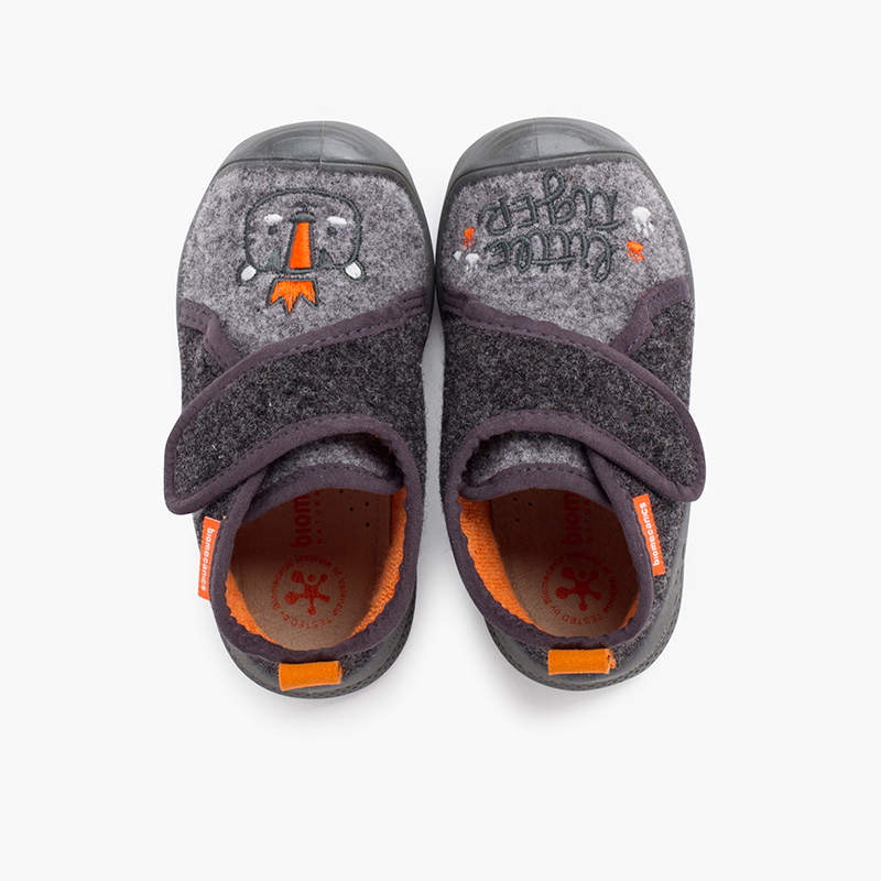  Chaussons Biomecanics à bout renforcé Gris