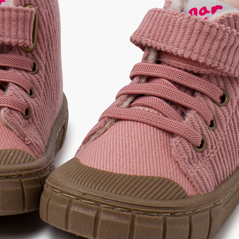 VELOURS CÔTELÉ INTEMPOREL