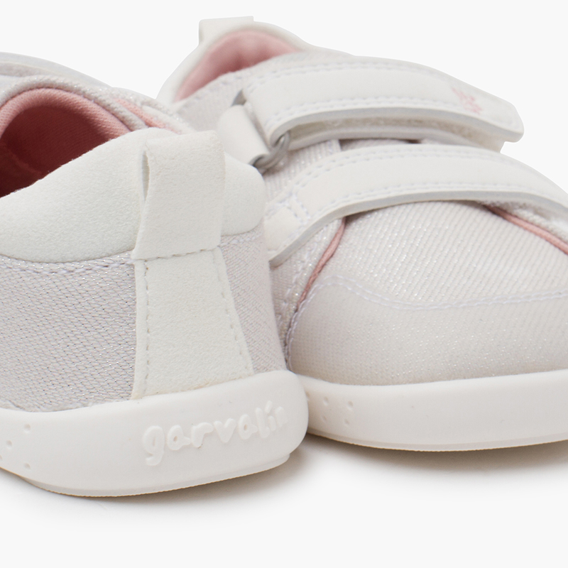 ÉCLATS D'AMUSEMENT !