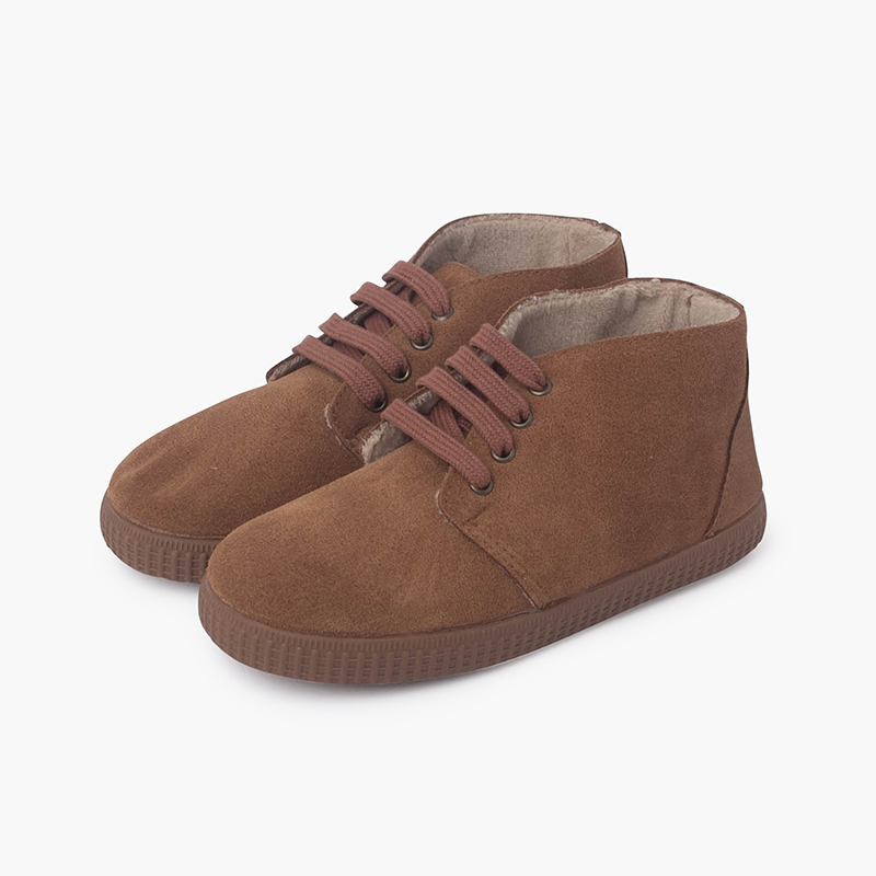 Bottes à lacets
